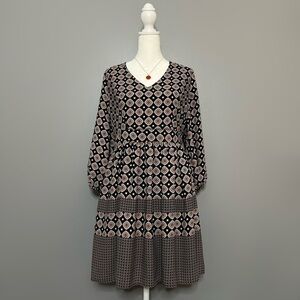 EUC Gianni Bini Geometric Patterned Dress with Tie Back Size L